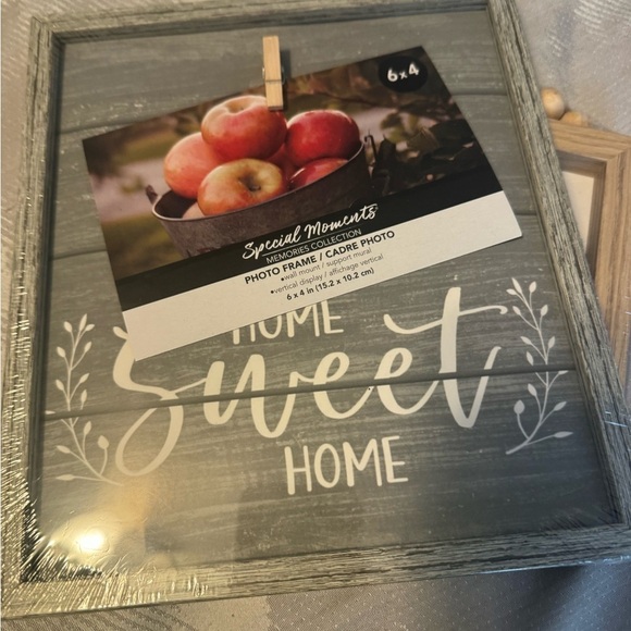 Cute Simple Home Sweet Home Wall Art. New in box. Great gifts. - Picture 5 of 6